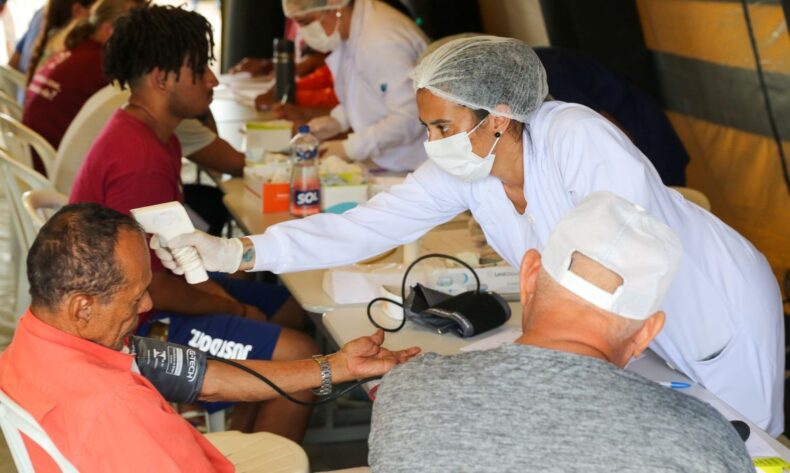 Paciente com dengue morre após receber alta em UPA no DF