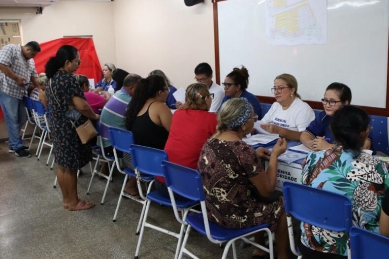 Com mutirão, Suhab atualiza cadastro de 700 famílias do Cidadão X para emissão de títulos