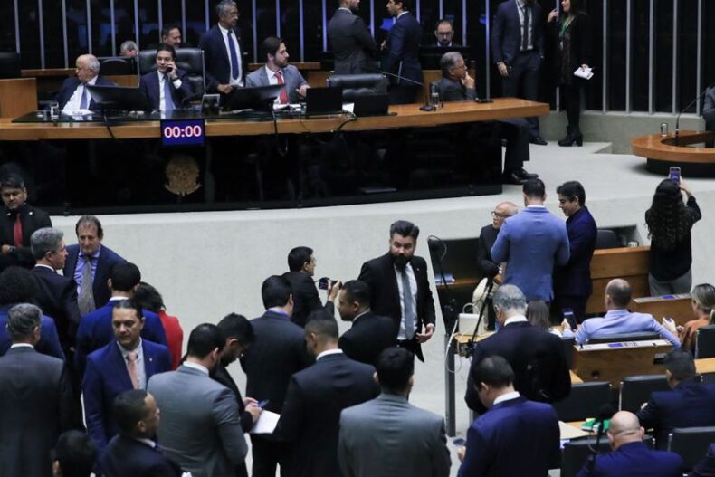 PEC das igrejas entra na pauta da semana com sinal verde da Fazenda