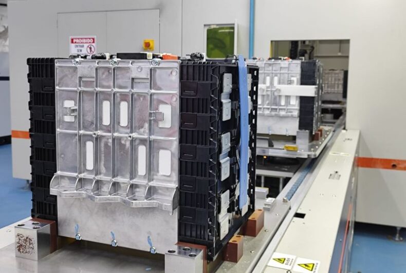 Polo Industrial de Manaus vai produzir 1,5 mil módulos de baterias para ônibus elétricos por mês