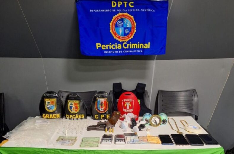 Polícia Militar do AM prende casal com arma, drogas e munições em comunidade de Barcelos