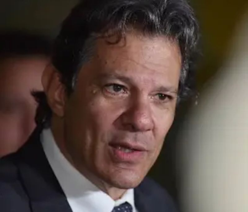 Haddad aposta em aprovação de projeto de Paulo Guedes para salvar bancos em risco