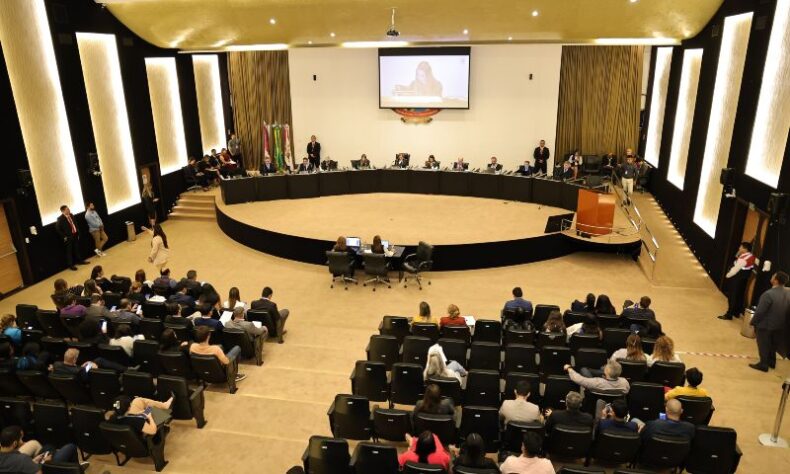 TCE-AM reprova contas e multa gestor do Fundo de Aposentadoria de Barcelos em mais de R$107,4 mil