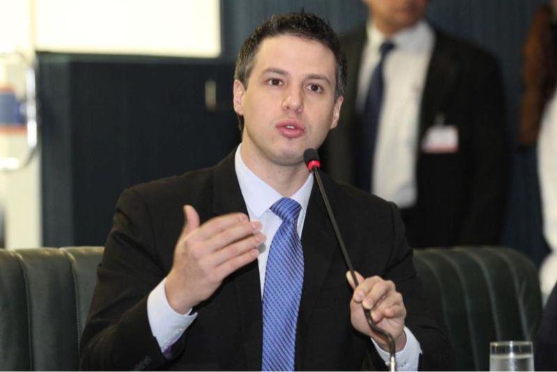 Arthur Bisneto encontrado morto em casa-088