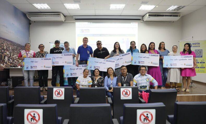 Prefeitura de Manaus entrega R$ 150 mil em premiações do terceiro sorteio de 2024 da Campanha Nota Premiada