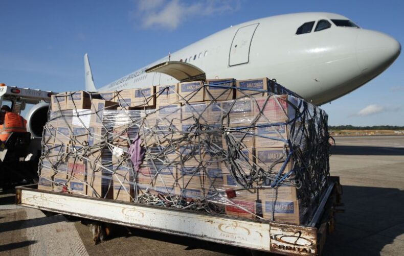 Governo do Amazonas envia 30 mil copos de água para o Rio Grande do Sul