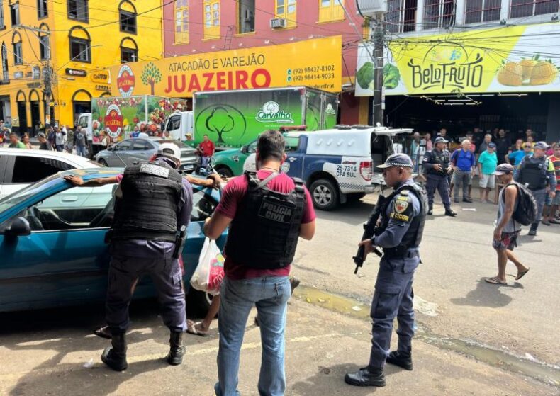 AM: Polícias Militar e Civil deflagram operação Choque de Ordem no centro de Manaus