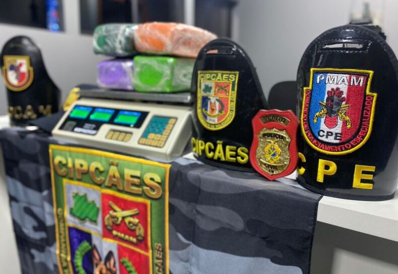 Base Arpão 2: Mulher é presa com cinco quilos de drogas em embarcação em Barcelos