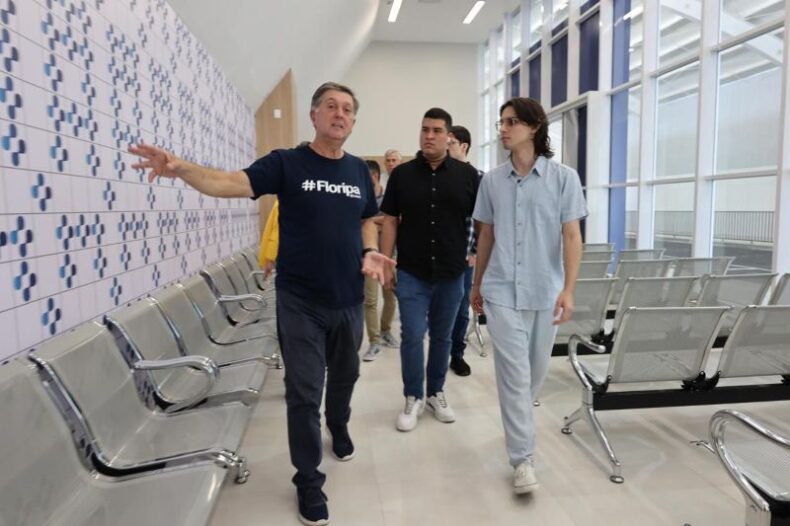 Amom visita principais capitais do Brasil e reúne ideias para plano de governo