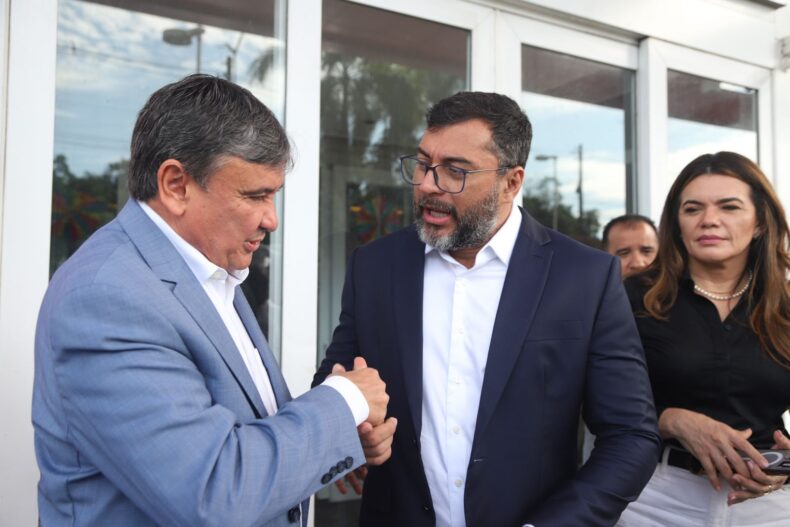 AMAZONAS entrega documento reforçando pedido de ajuda ao Governo Federal para minimizar os impactos da estiagem