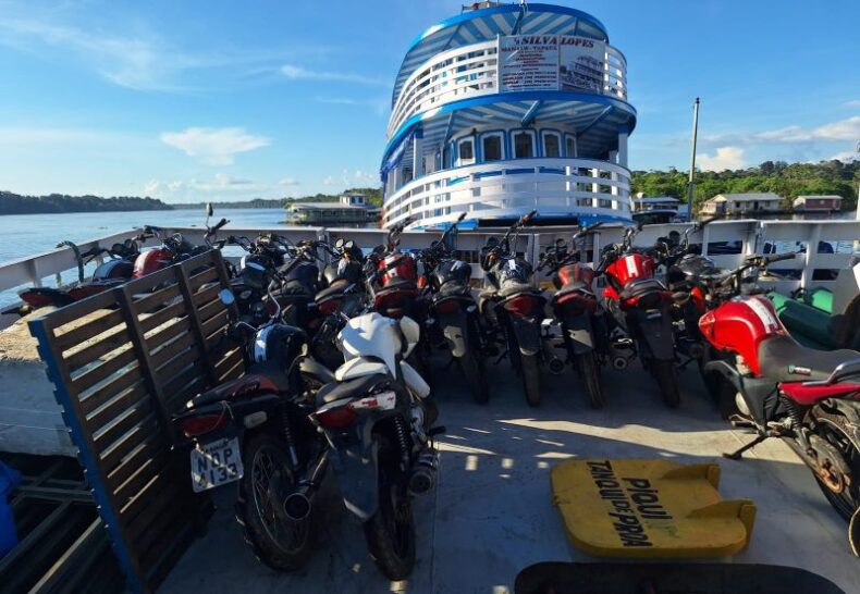 Polícia Civil-AM leva para Manaus 15 motos apreendidas por adulteração de sinal em Tapauá