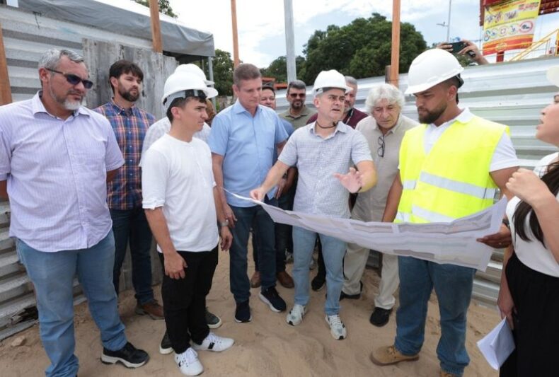 Praia da Ponta Negra vai ganhar rampa de acesso, ampliando políticas de inclusão da Prefeitura
