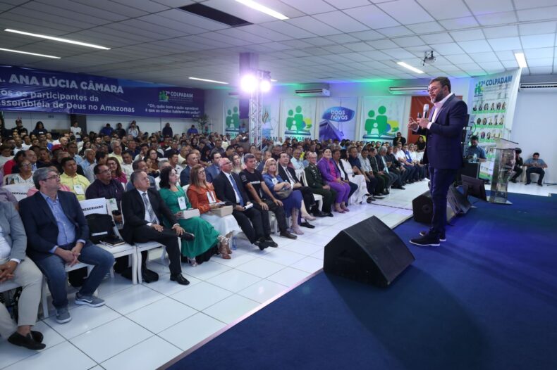 Em encontro com lideranças políticas, Wilson Lima destaca programas do estado que transformam a vida das pessoas