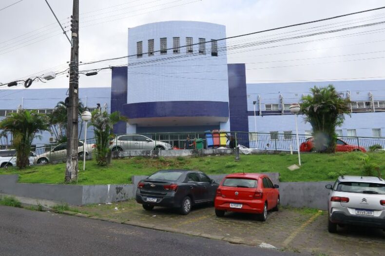 AM: Saúde entrega materiais e insumos para o SPA e Policlínica Dr. José de Jesus Lins de Albuquerque