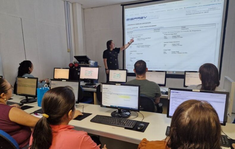 Workshop da Manausprev atualiza servidores sobre averbação de tempo de contribuição