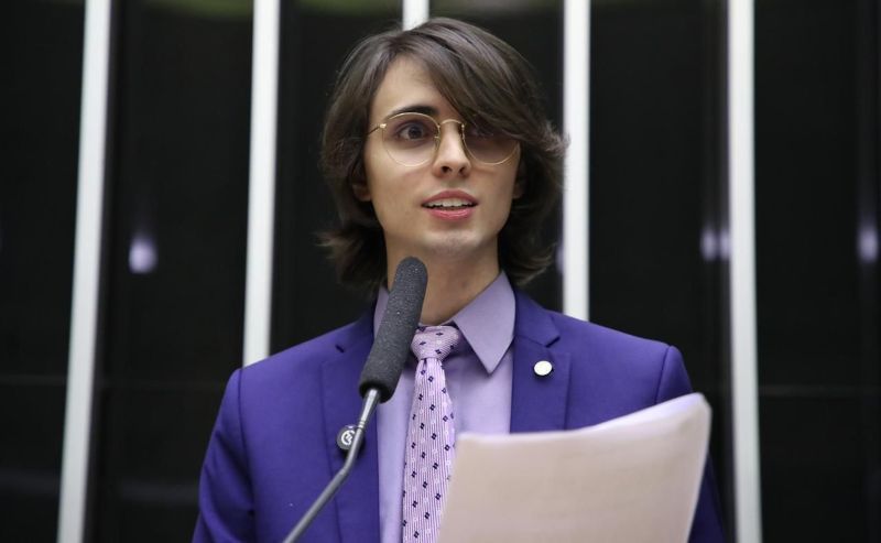 Amom Mandel concorre em todas as categorias no Prêmio Congresso em Foco