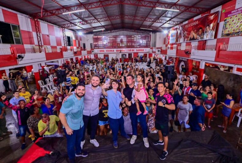 Amom peita deputados em defesa da UEA e ZFM