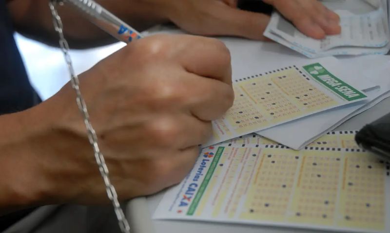 MEGA SENA sorteia neste sábado prêmio acumulado em R$ 53 milhões