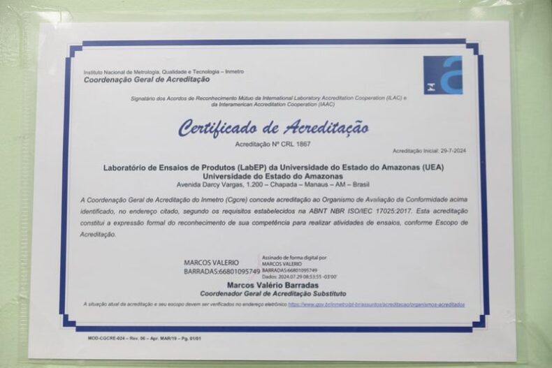 Universidade do AM é a primeira instituição pública do Norte a conceder selo do Inmetro