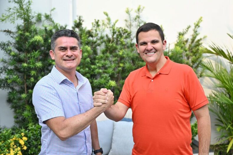 POLÍTICA: David Almeida define ex-secretário de Infraestrutura Renato Junior como vice para disputa da reeleição