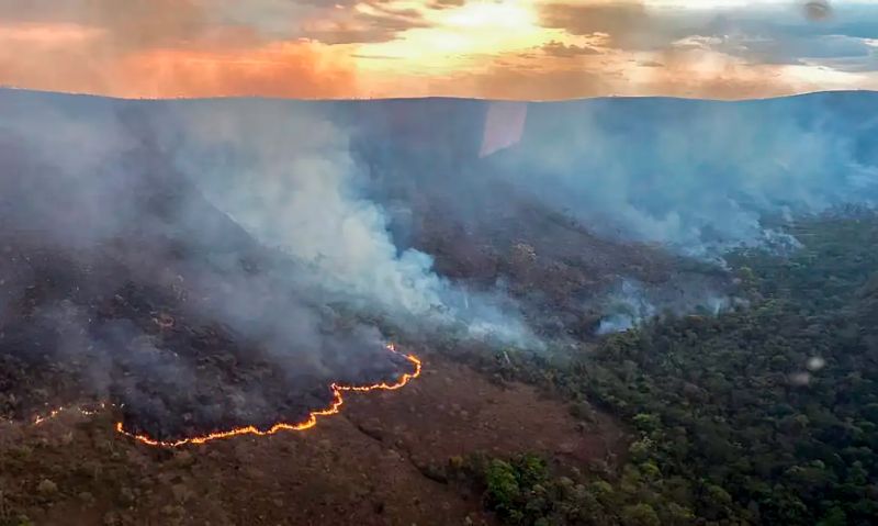 BRASIL concentra 76% dos incêndios na América do Sul