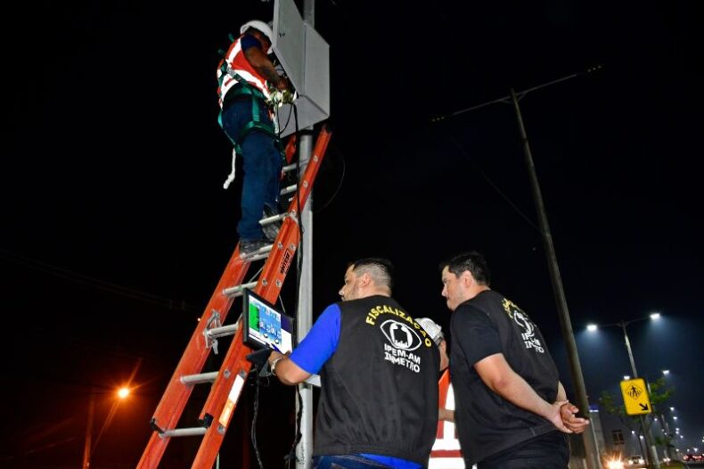 OPERAÇÃO TRÂNSITO: Ipem-AM fiscaliza radares, bafômetros e cronotacógrafos em Manaus