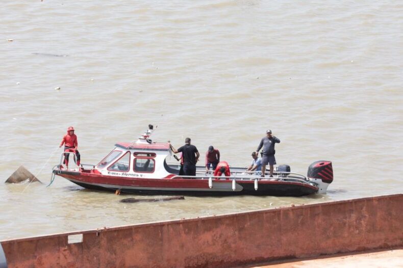 AMAZONAS realiza segundo dia de busca e assistência às vítimas de acidente no PORTO de MANACAPURU anacapuru