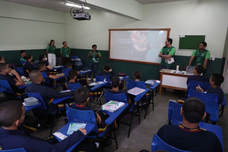 AMAZONAS/Projeto apoiado pelo Governo populariza conhecimentos sobre vacinas e alerta para imunização