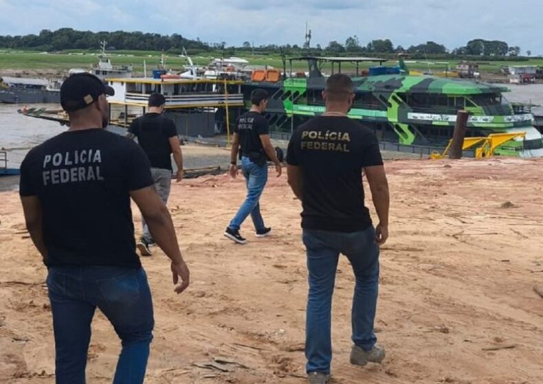 POLÍTICA/PF prende em flagrante candidato a prefeito por crimes eleitorais em Coari; político jogou dinheiro durante comício