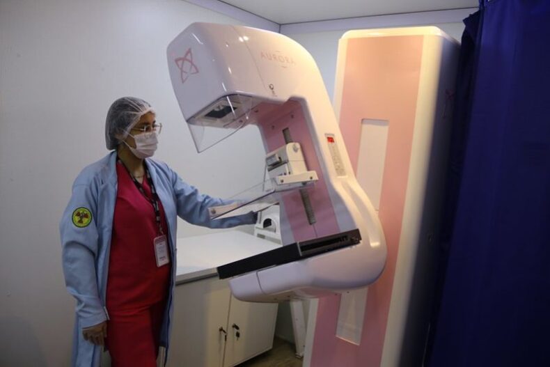 AMAZONAS/Saúde amplia oferta de mamografia, consultas e cirurgias ginecológicas, como parte da campanha Outubro Rosa