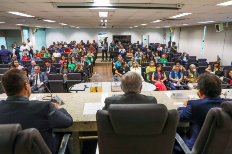 POLÍTICA/ Mais de 1,4 milhão de eleitores estão aptos a votar neste 2º turno na capital amazonense