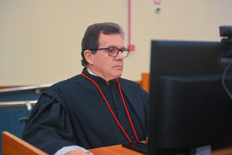 TERCEIRA Câmara Cível mantém liminar que proibiu o grupo “Casas Bahia” de usar marca de bumbás em propaganda