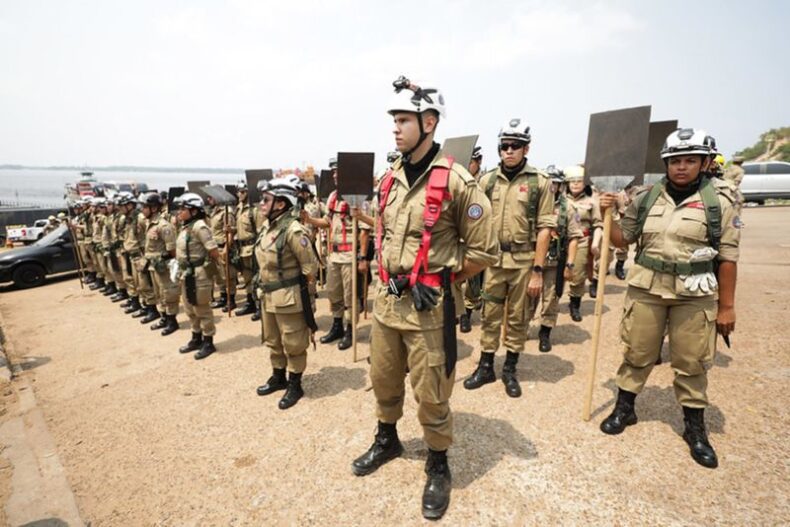 GERAL/BOMBEIROS combateram 2.519 incêndios em Manaus e 19.871 no interior do AM; veja o Boletim Estiagem