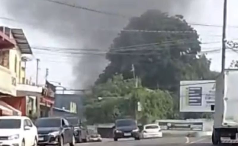 CIDADE/Curto-circuito em ar condicionado causa incêndio em residência na ZONA SUL de Manaus