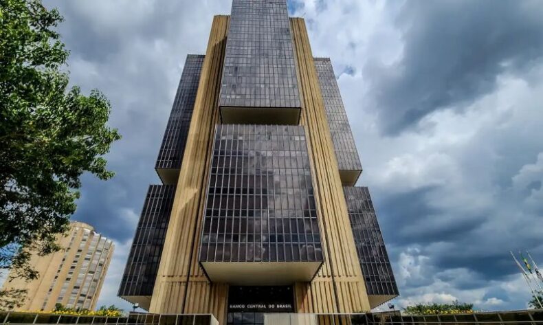 Economia/BANCO CENTRAL anuncia três indicados para cargos de diretores