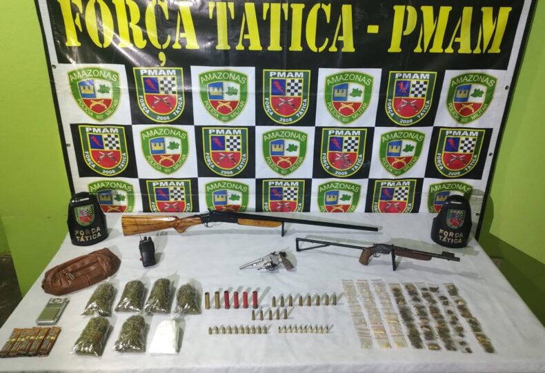 SEGURANÇA/Em Rio Preto da Eva, policiais da operação FRONTEIRA MAIS SEGURA apreendem armas e drogas