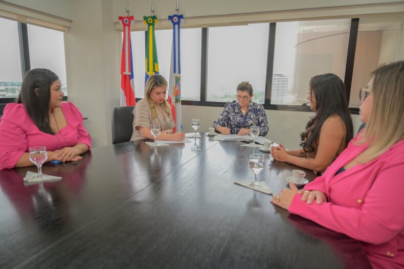 PARCERIA/Governo do AM e TJAM assinam acordo em prol dos direitos da pessoa idosa