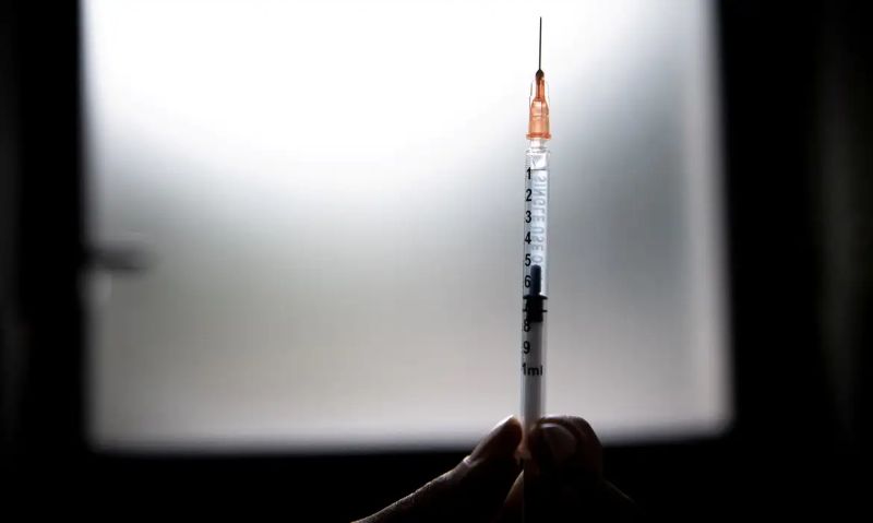 Saúde/Rússia anuncia vacina contra o CÂNCER para 2025