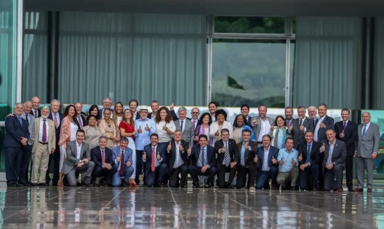 Política/LULA diz que governo não vai interferir em nova gestão do BC