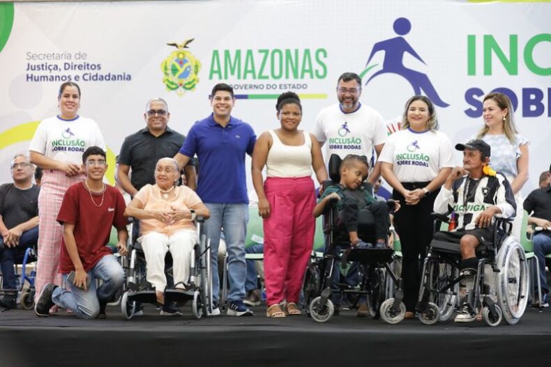 CIDADE/“Era um dos meus sonhos conseguir a cadeira de rodas para ele”, diz MÃE contemplada pelo programa Inclusão sobre RODAS