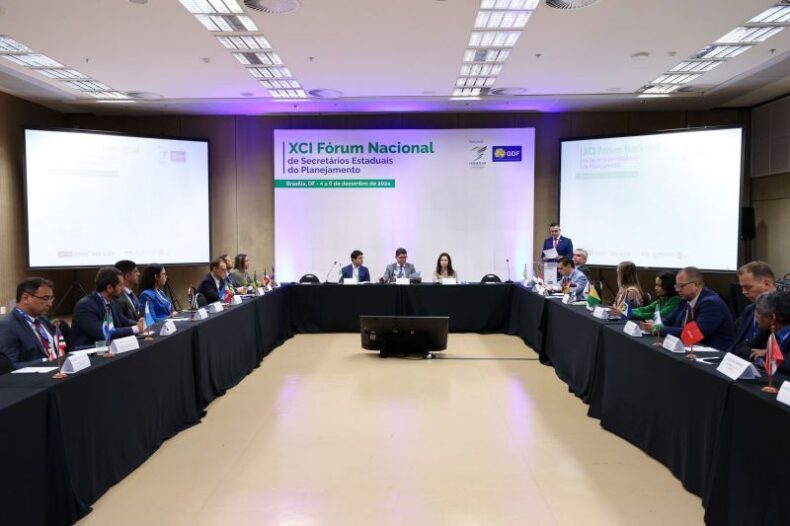 ECONOMIA/Em Brasília, SEDECTI ganha destaque em revista lançada durante o XCI Fórum Nacional de Secretários do Planejamento