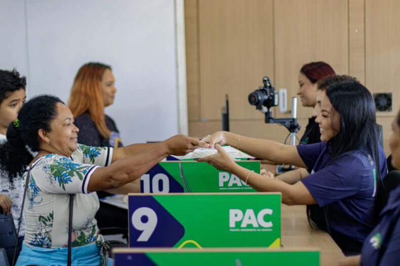 GERAL/DECLARAÇÃO emitida pelo Governo do AM permite a 14 mil pessoas tirarem a 2ª via da RCN gratuitamente