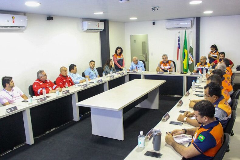 GERAL/DEFESA CIVIL do Amazonas convoca setor energético e de combustíveis para alinhamento estratégico