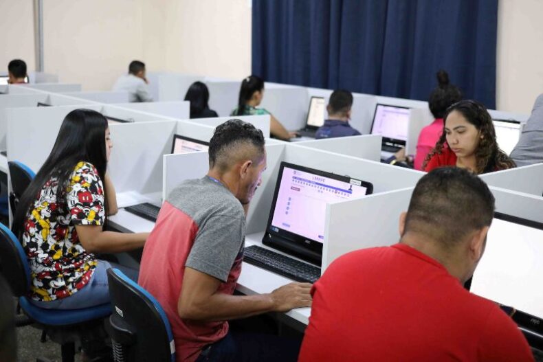 EDUCAÇÃO/Secretaria de Educação-AM dá início a 1ª mobilização para o PROVãO ELETRÔNICO, em 2025