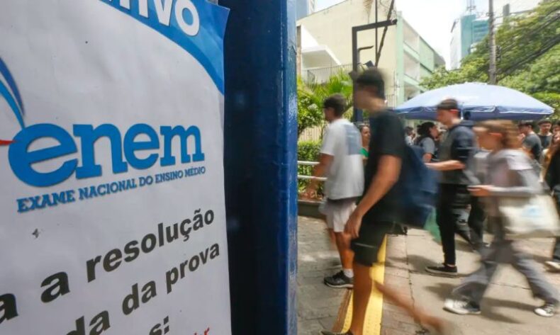 Educação/FUVEST divulga aprovados no vestibular pelo Enem