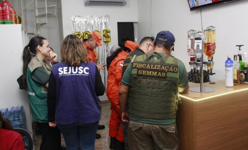 GERAL/Ação Integrada: CIF fiscaliza bares e ‘adegas’ nas zonas leste e sul de Manaus