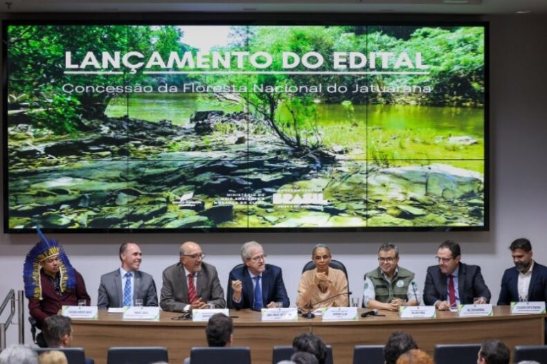 Com apoio do BNDES, Serviço Florestal lança edital para manejo sustentável da Floresta Jatuarana