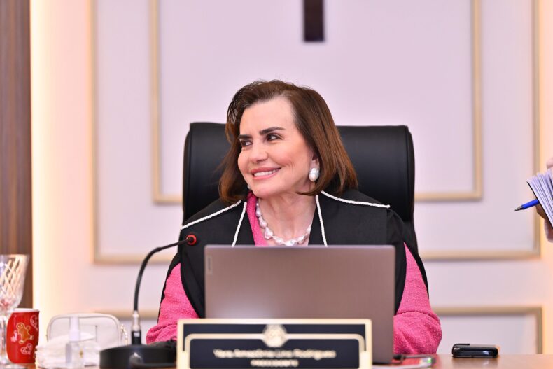 GERAL/TRIBUNAIS DE CONTAS e o Futuro da AMAZÔNIA: O TCE-AM na Indução de Políticas Públicas Ambientais