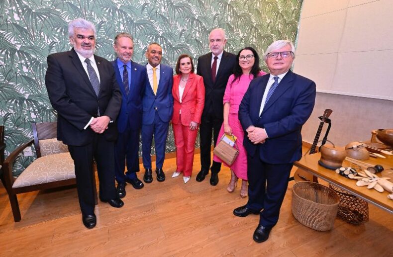 ministros no TCE-AM-0120