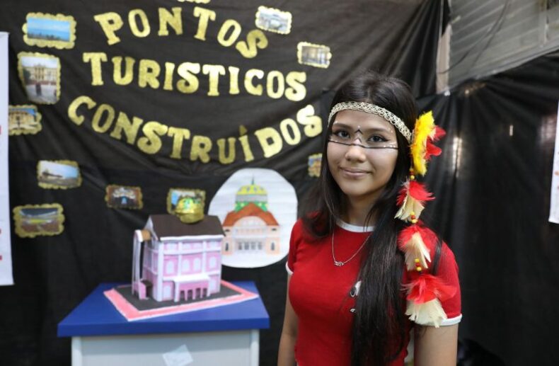 CIDADE/Mais de 1,5 mil alunos participam de MOSTRA Científica e Cultural na Escola Estadual Francisco Albuquerque